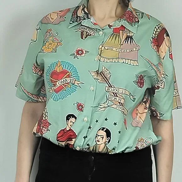 Frida Kahlo Folk Art Graphic Blouse in Green Size Medium - Picture 8 of 8